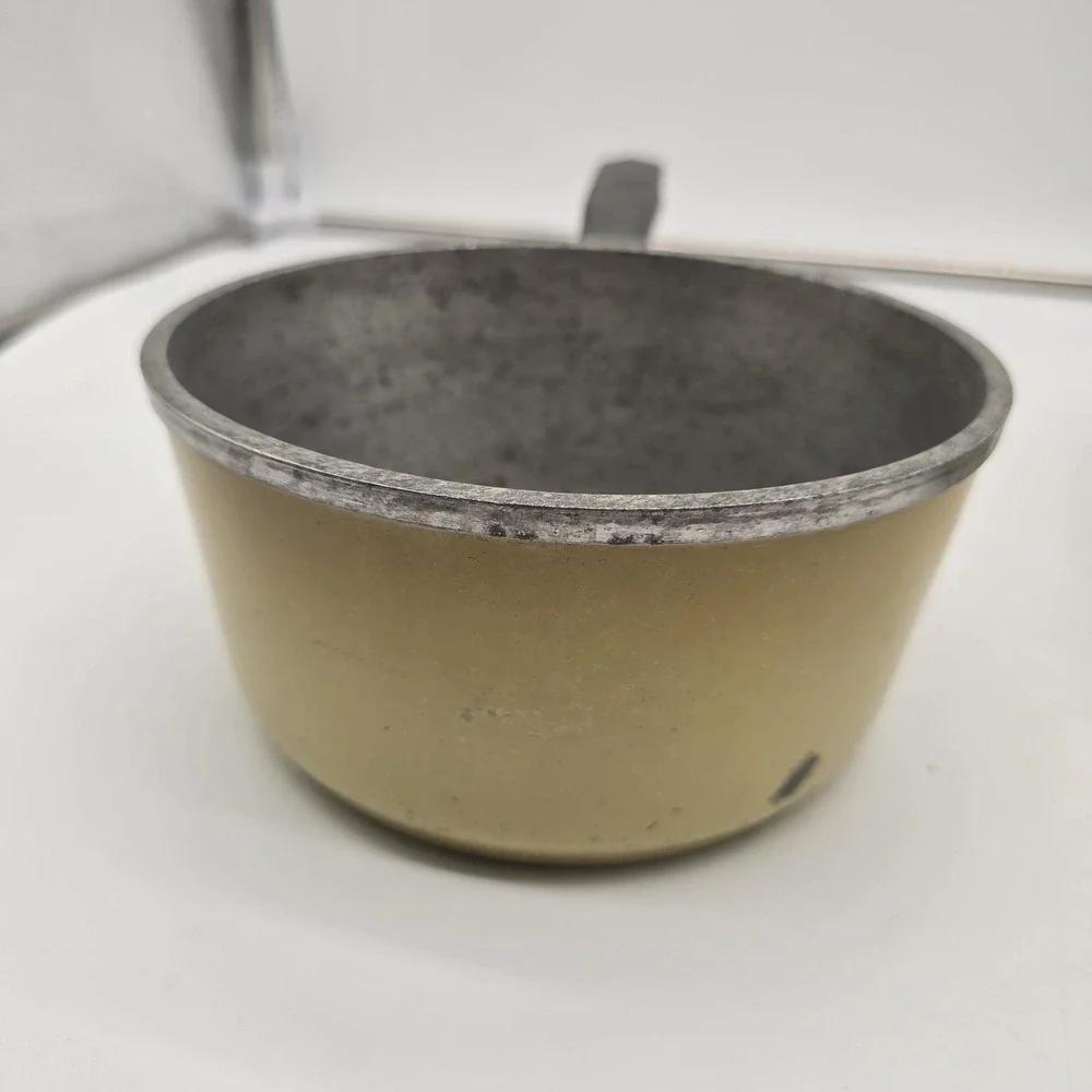 2 VTG Club Yellow Harvest Gold Thick Cast Aluminum Cookware 2‎ Quart & 3 Quart